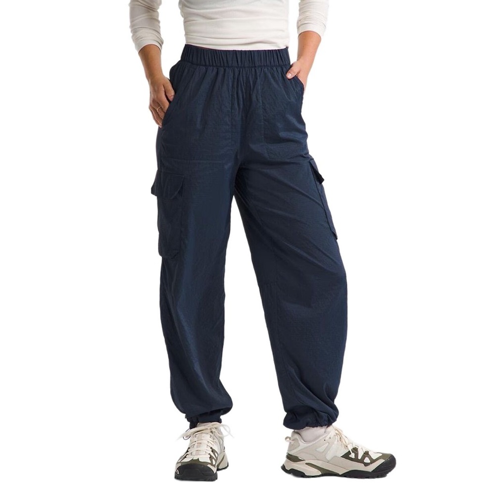 NWT The North Face Women's Navy Cargo Pants